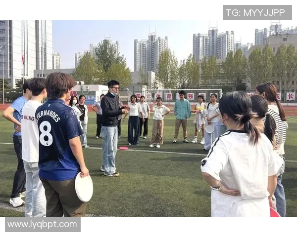 飞盘竞技的魅力与挑战重庆飞盘队的战术解析与团队协作探秘 飞盘竞技的魅力与挑战重庆飞盘队的战术解析与团队协作探秘